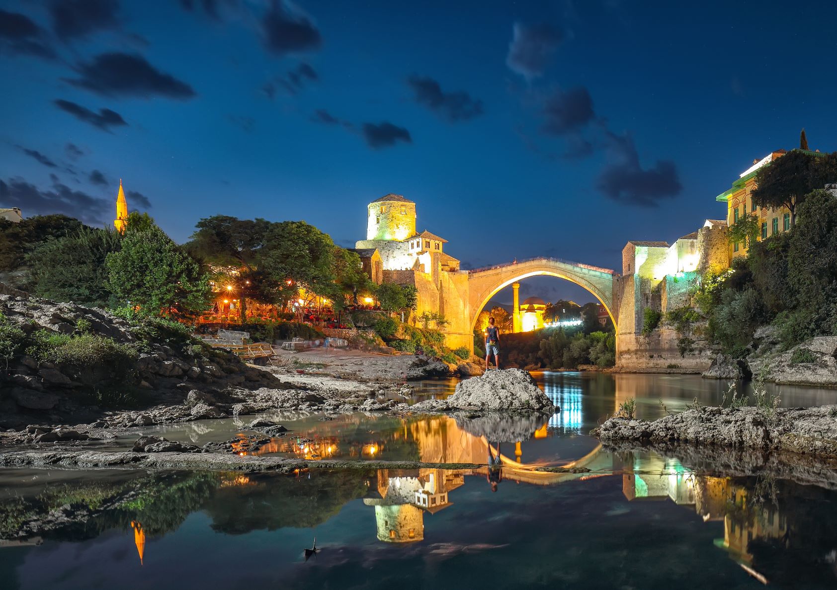 KNMtravel DMC, Bosnia y Hercegovina, Mostar, puente antiguo