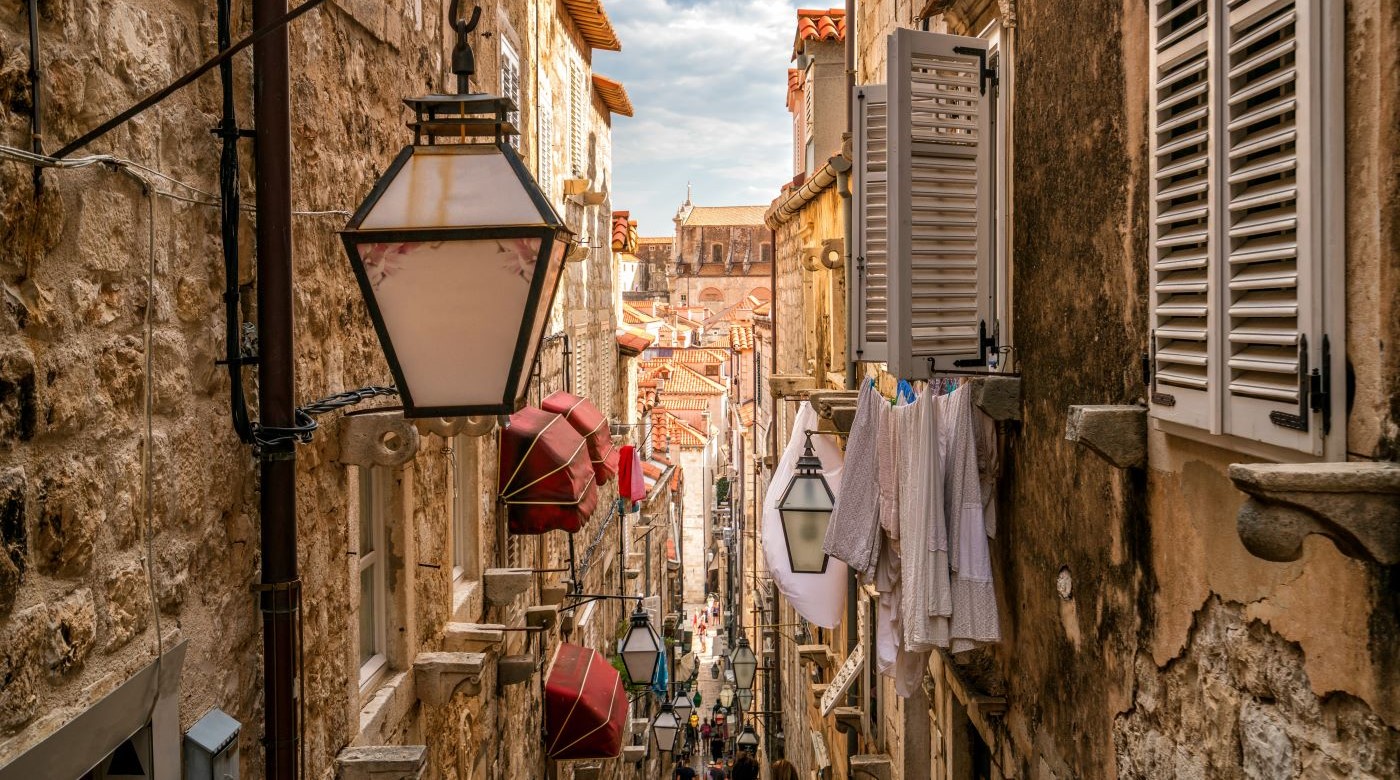 KNMtravel DMC, Croatia, Historical trails, cultural heritage, culture, Dubrovnik old town, UNESCO, city tour, Stradun