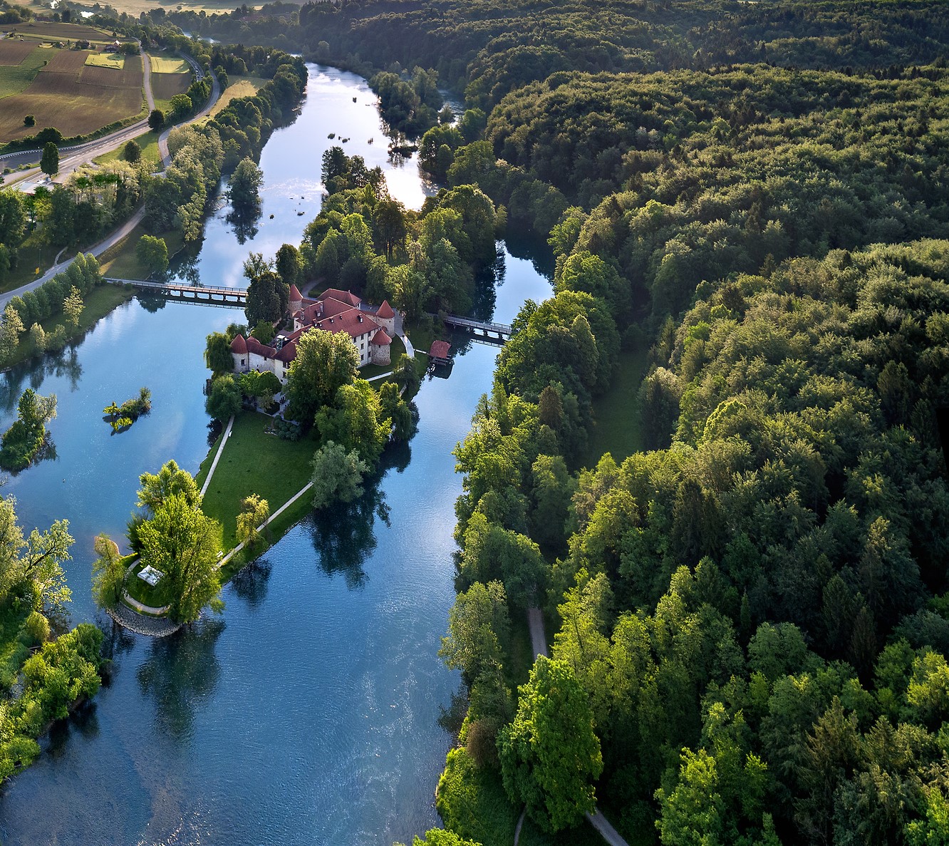 KNMtravel DMC, Slovenia, Dolenjska, Novo mesto, Krka river