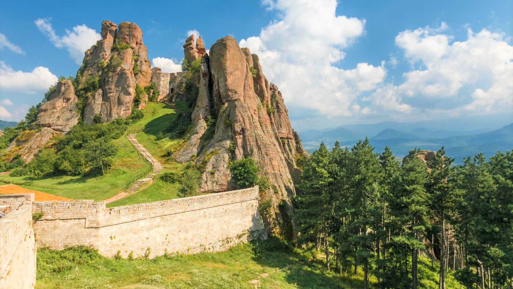 KNMtravel DMC, Belogradchik Fortress, Bulgaria 